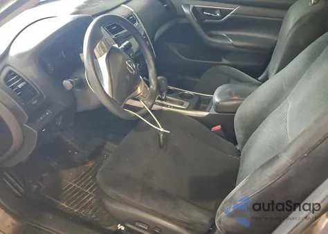 2015 Nissan Altima 2.5 z USA, uszkodzony, nr VIN 1N4AL3AP0FC489151